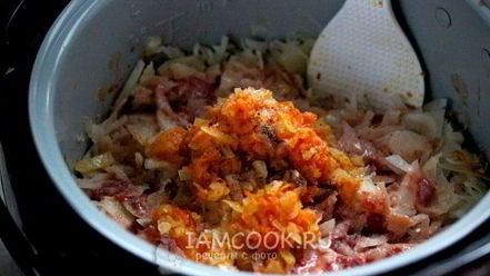 Рецепт капусты, тушеной в сметанно-томатном соусе