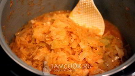 Рецепт капусты, тушеной в сметанно-томатном соусе