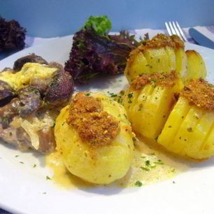 Рецепт Картофеля, запеченного пода соусом Бешамель