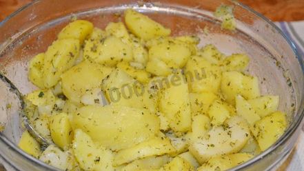 Рецепт картошки запеченной с ароматными травами