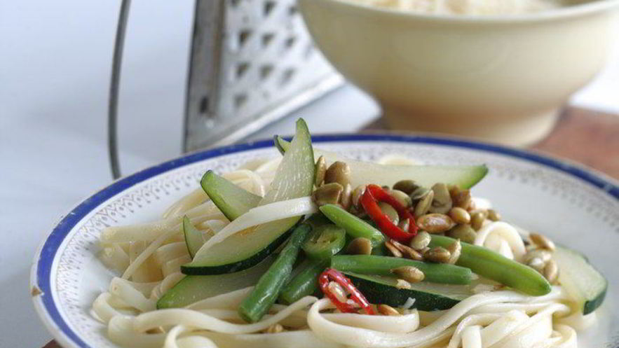 Рецепт лингвиней с цукини и стручковой фасолью