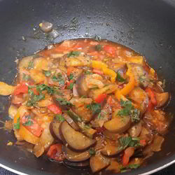 Рецепт Овощей, тушенов в соусе из соков и соевого соуса