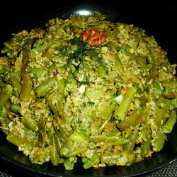 Рецепт Стручковой фасоли с яйцом и грецким орехом