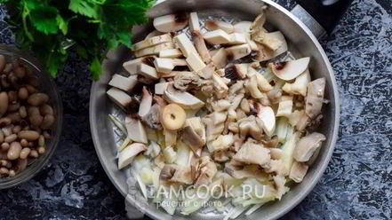 Рецепт тушеной фасоли с грибами