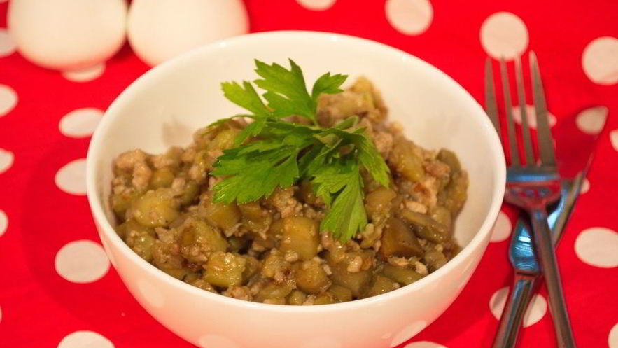 Рецепт тушеных баклажанов с фаршем