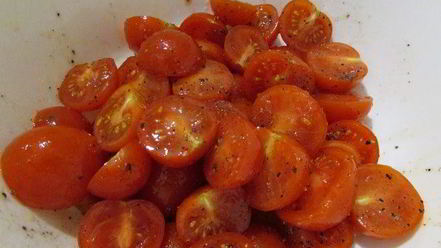 Рецепт креспелле с печенью, нутом и помидорами черри