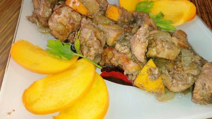 Рецепт куриной печени с хурмой