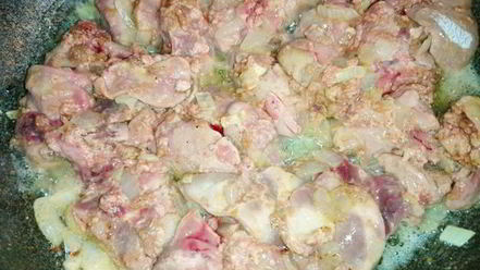 Рецепт куриной печени с хурмой