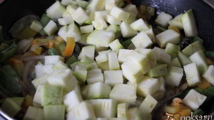 Рецепт куриной печени с осенними овощами