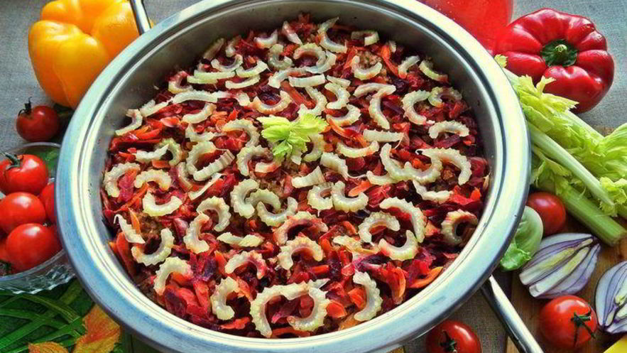 Рецепт куриной печени с овощами и гречкой