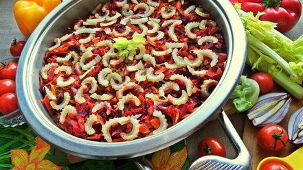 Рецепт куриной печени с овощами и гречкой