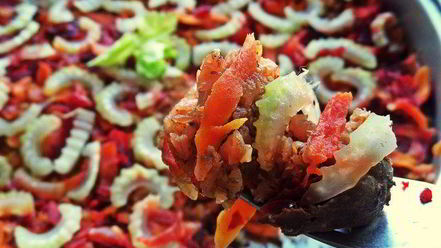 Рецепт куриной печени с овощами и гречкой