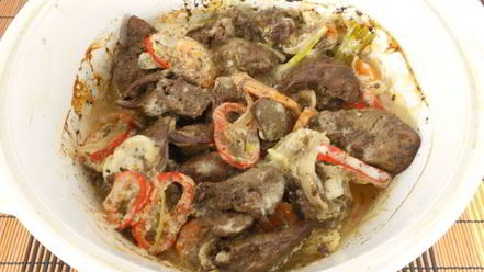 Рецепт куриной печени с овощами в духовке