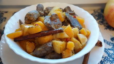 Рецепт куриной печени с тыквой и яблоками