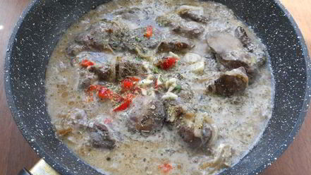 Рецепт куриной печени в кефирно-горчичном соусе