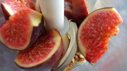 Рецепт печени-гриля с инжирно-малиновым соусом