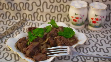 Рецепт Печени с луком тушеная