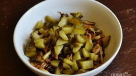 Рецепт печени с солеными огурцами