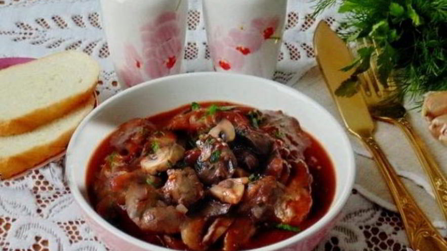 Рецепт печени, тушенной с грибами