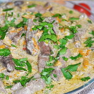 Рецепт Печени, тушенной в сливках