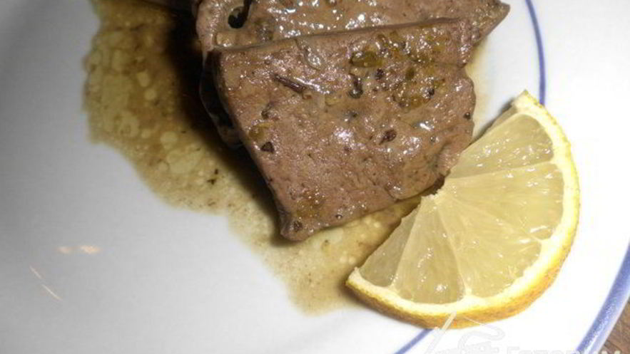 Рецепт сикотаки — печени говяжья с орегано и лимонным соком