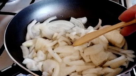 Рецепт тушеной куриной печени