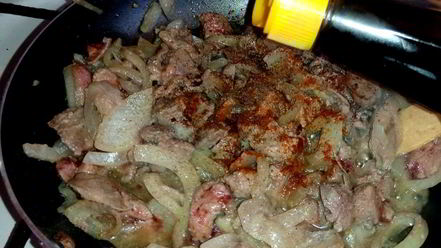 Рецепт тушеной куриной печени