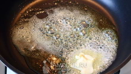 Рецепт тушеной печени со сметаной, морковью и луком