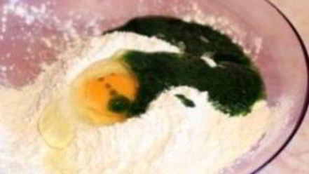 Рецепт разноцветных пельменей с рыбой