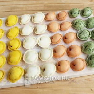 Рецепт Цветного теста для пельменей