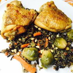 Рецепт Куриных бедер тушенных в плове из дикого риса