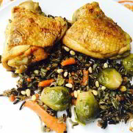 Рецепт Куриных бедер тушенных в плове из дикого риса