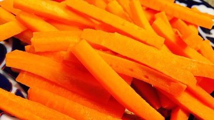 Рецепт куриных бедер тушенных в плове из дикого риса