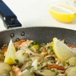 Рецепт Паэльи с курицей и морепродуктами