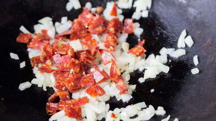 Рецепт паэльи с морепродуктами и чоризо