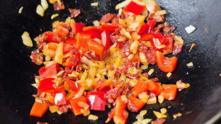 Рецепт паэльи с морепродуктами и чоризо