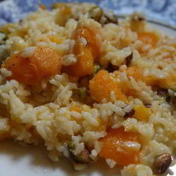 Рецепт Плова с фисташками и абрикосами