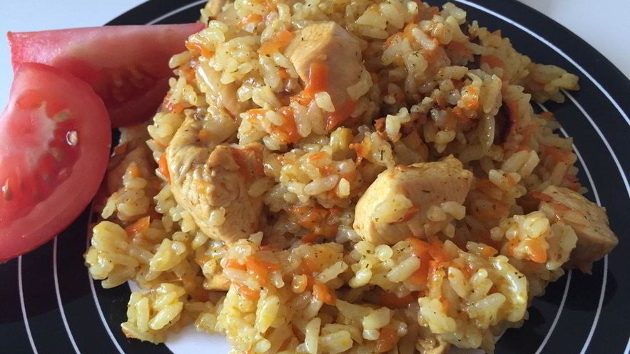 Рецепт плова с курицей на сковороде