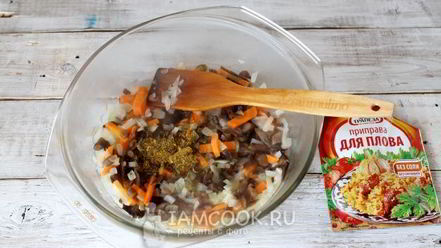 Рецепт постного плова из гречки с опятами