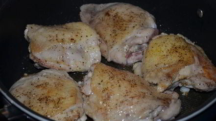 Рецепт куриного фрикасе на винном уксусе