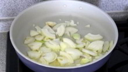 Рецепт куриного фрикасе в сливочном соусе