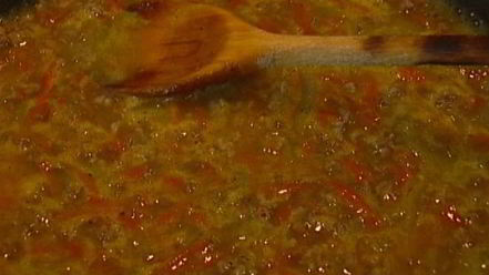 Рецепт макарон с мясом и овощным рагу