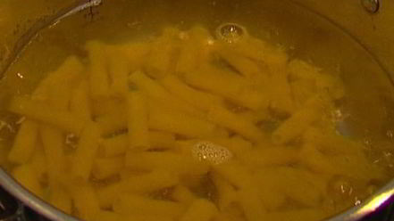 Рецепт макарон с мясом и овощным рагу