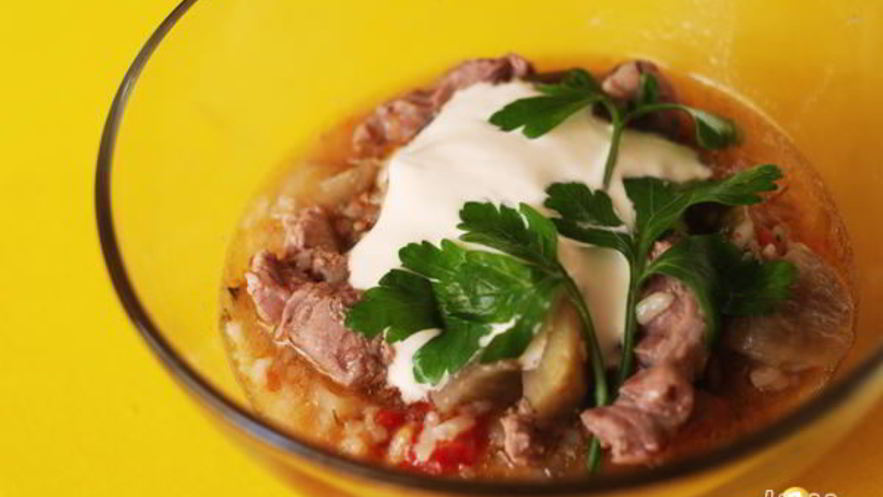 Рецепт мясного рагу с баклажанами, перцем и помидорами