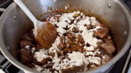 Рецепт мясного рагу с картошкой