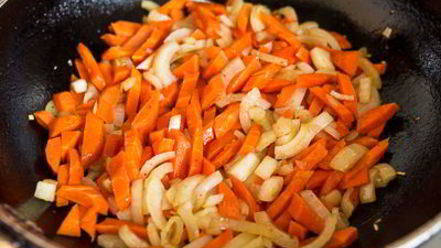 Рецепт рагу из ассорти куриных потрошков