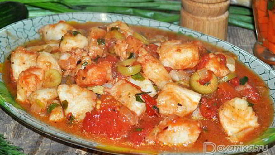 Рецепт рагу из морского окуня с оливками и томатами