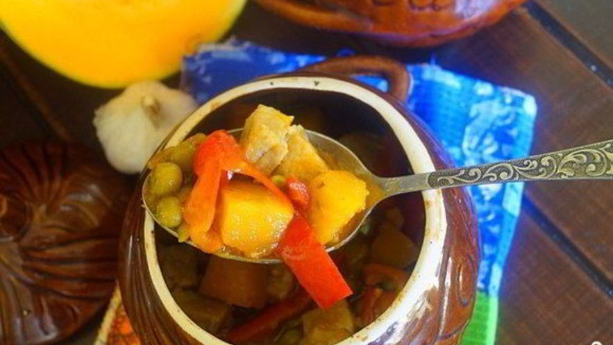 Рецепт рагу со свининой в духовке