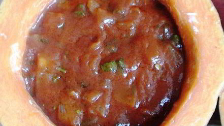 Рецепт запеченной тыквы, фаршированной овощным рагу с грибами и сыром