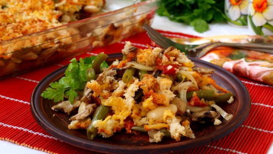 Рецепт запеченного рагу из фасоли с шампиньонами